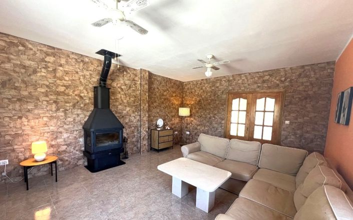 Image No.6-2 Bed House for sale