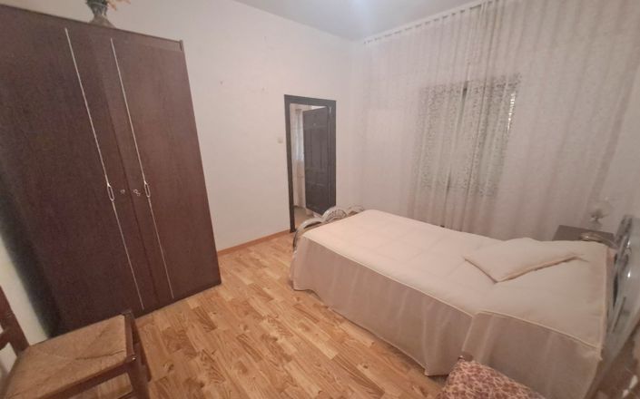 Image No.14-5 Bed House for sale