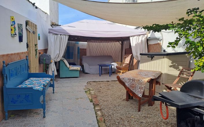 Image No.3-3 Bed House for sale