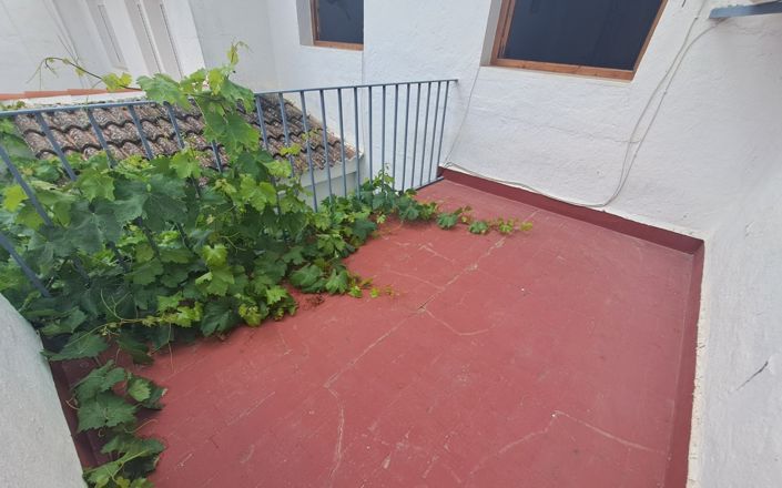 Image No.2-3 Bed House for sale