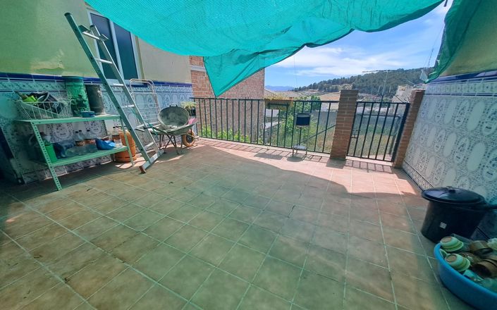 Image No.11-5 Bed House for sale