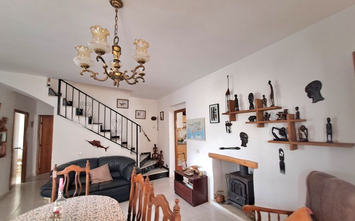 Image No.5-Maison de 5 chambres à vendre à Iznájar