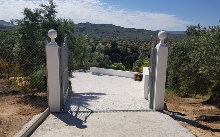 Image No.3-3 Bed House for sale