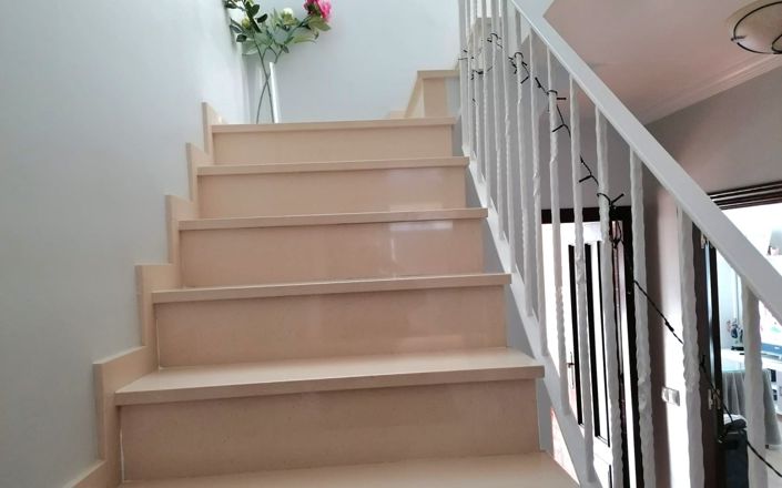 Image No.21-4 Bed House for sale