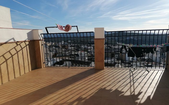 Image No.36-4 Bed House for sale