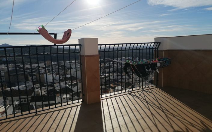 Image No.37-4 Bed House for sale