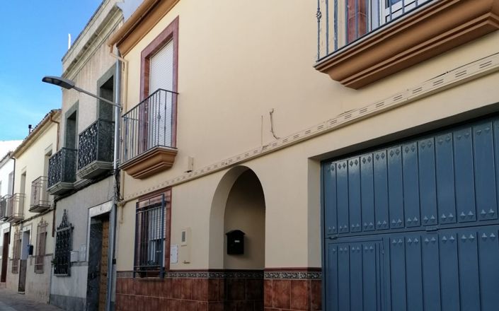 Image No.38-4 Bed House for sale