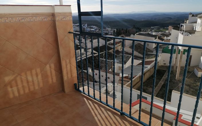 Image No.4-4 Bed House for sale