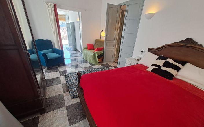 Image No.21-3 Bed House for sale