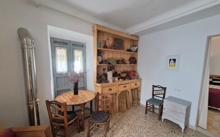 Image No.3-3 Bed House for sale