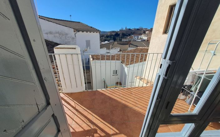 Image No.34-3 Bed House for sale