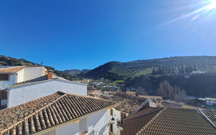 Image No.43-3 Bed House for sale