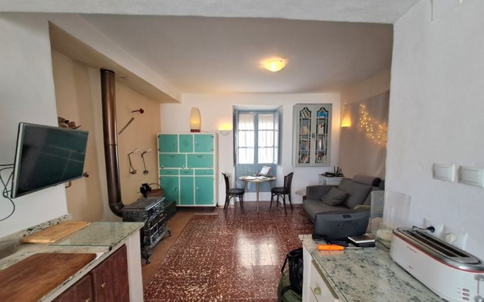 Image No.8-3 Bed House for sale