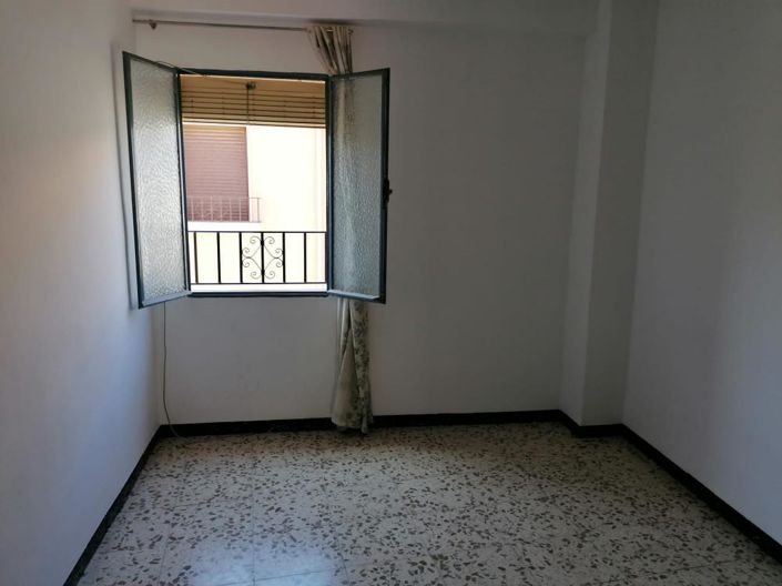 Image No.25-7 Bed House for sale