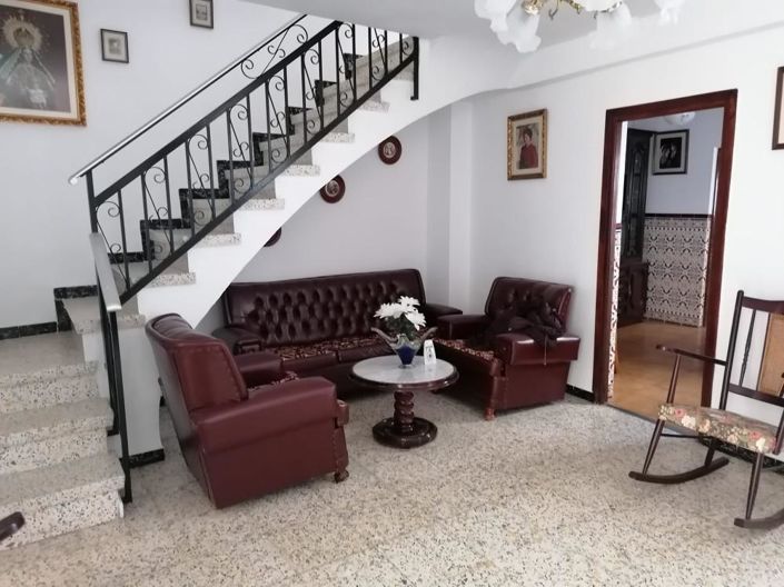 Image No.5-7 Bed House for sale