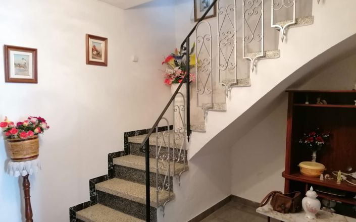 Image No.5-Maison de 5 chambres à vendre à Rute