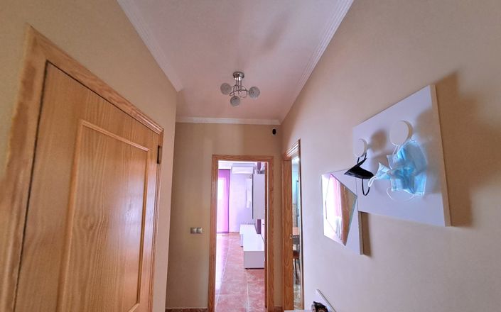 Image No.3-4 Bed House for sale