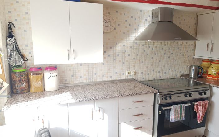 Image No.10-3 Bed House for sale