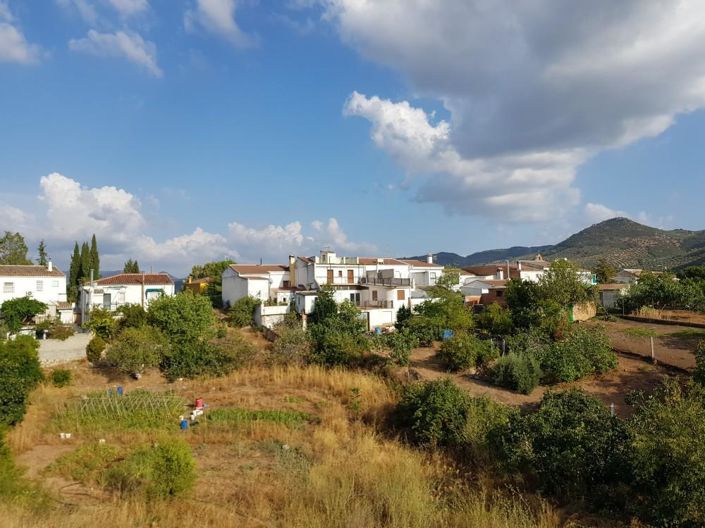 Image No.24-3 Bed House for sale