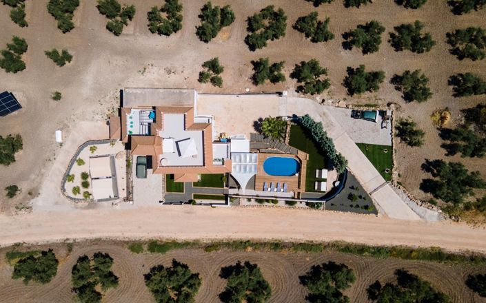 Image No.55-Maison de 6 chambres à vendre à Iznájar