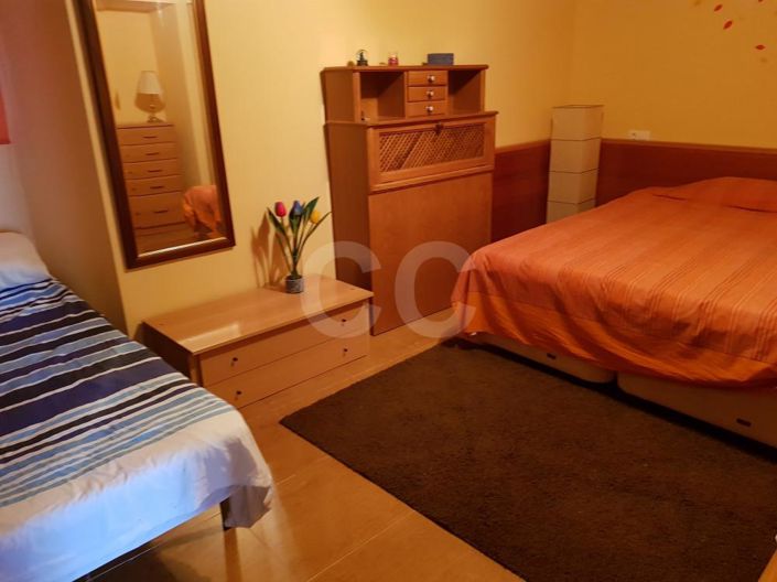 Image No.9-4 Bed House for sale