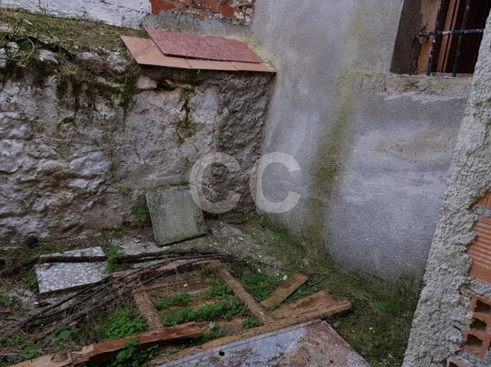 Image No.7-3 Bed House for sale