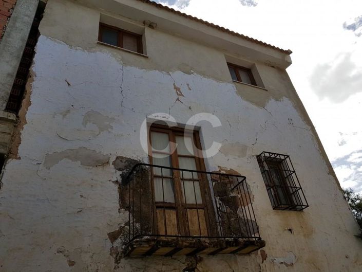 Image No.4-4 Bed House for sale