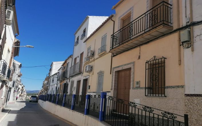 Image No.1-Maison de 4 chambres à vendre à Rute
