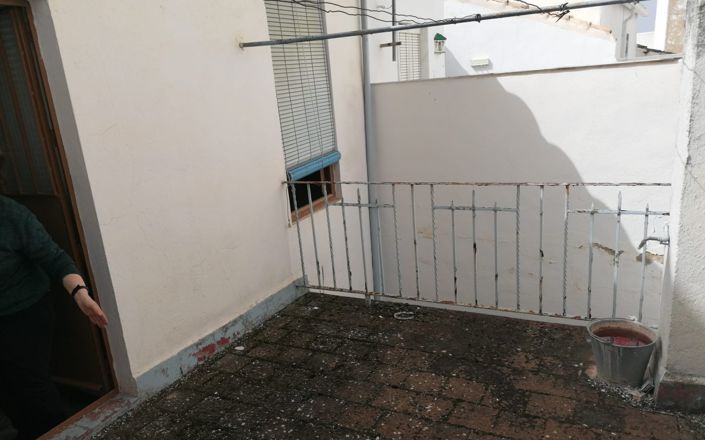 Image No.30-5 Bed House for sale