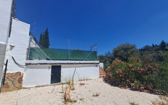 Image No.5-4 Bed House for sale