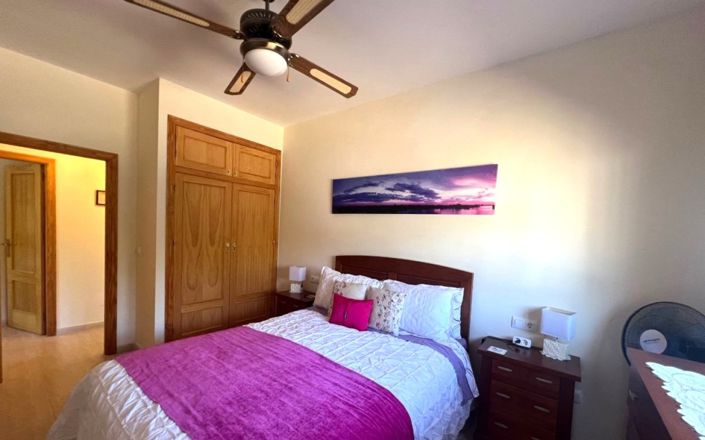 Image No.16-3 Bed House for sale