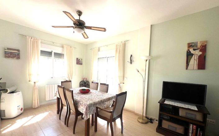 Image No.6-3 Bed House for sale