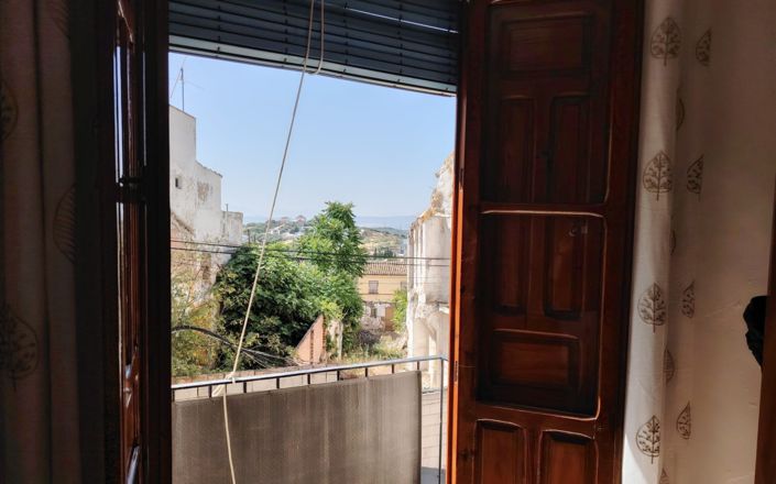 Image No.24-4 Bed House for sale