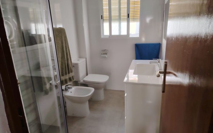 Image No.29-4 Bed House for sale