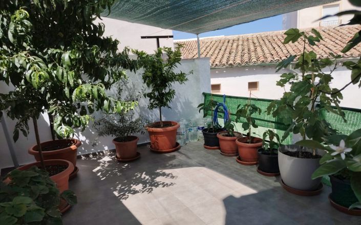 Image No.34-4 Bed House for sale