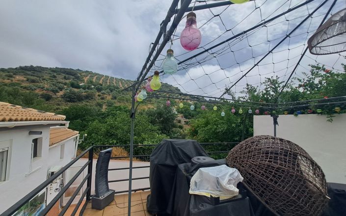 Image No.43-3 Bed House for sale