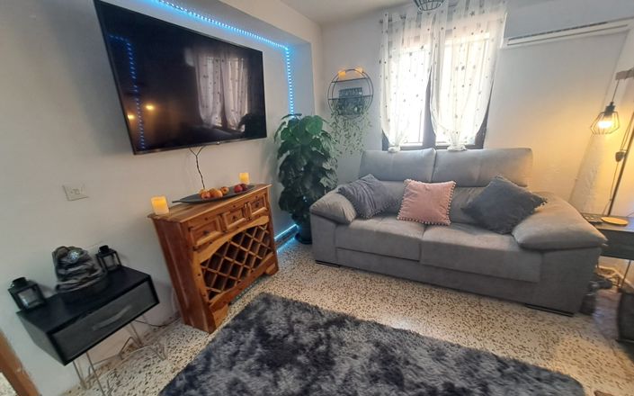 Image No.9-3 Bed House for sale