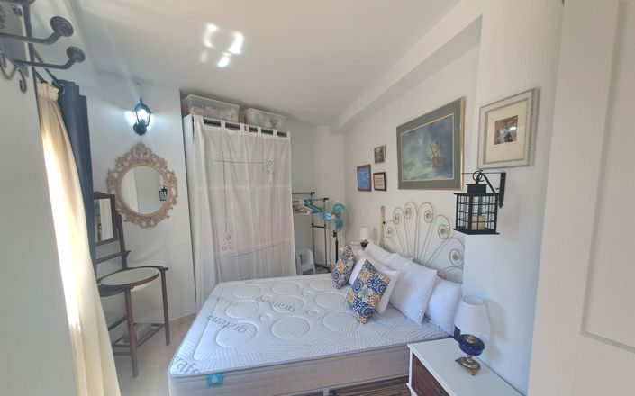 Image No.26-2 Bed House for sale