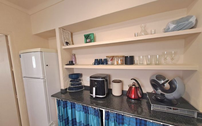 Image No.11-3 Bed House for sale