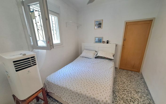 Image No.27-3 Bed House for sale