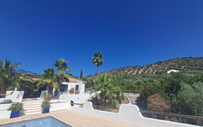 Image No.12-4 Bed House for sale