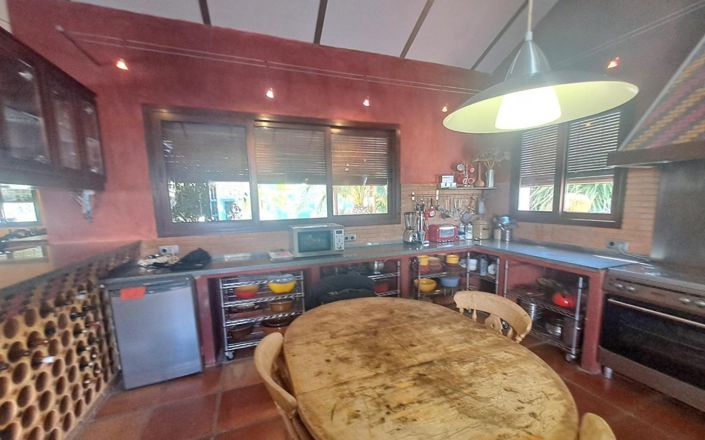 Image No.32-4 Bed House for sale