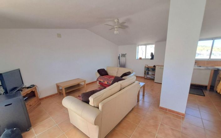 Image No.47-6 Bed House for sale