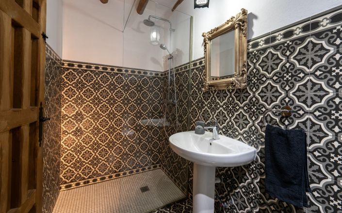 Image No.32-4 Bed House for sale