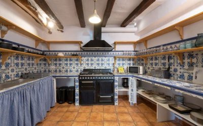 Kitchen 1
