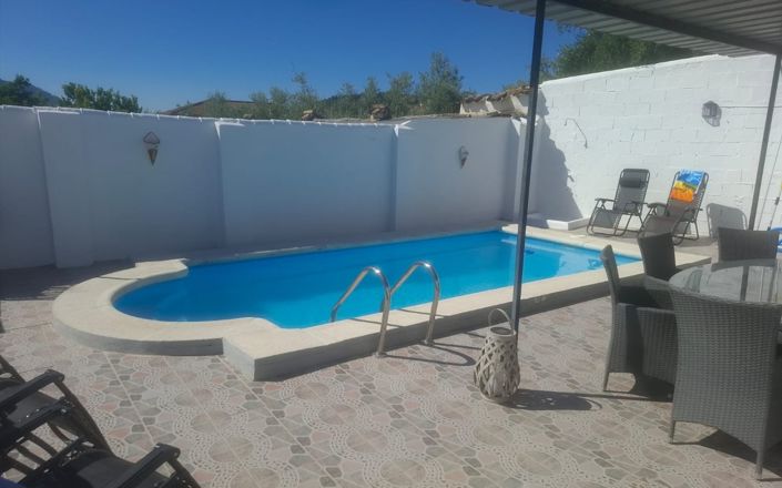 Image No.21-5 Bed House for sale