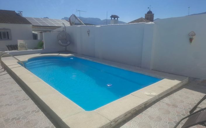 Image No.27-5 Bed House for sale