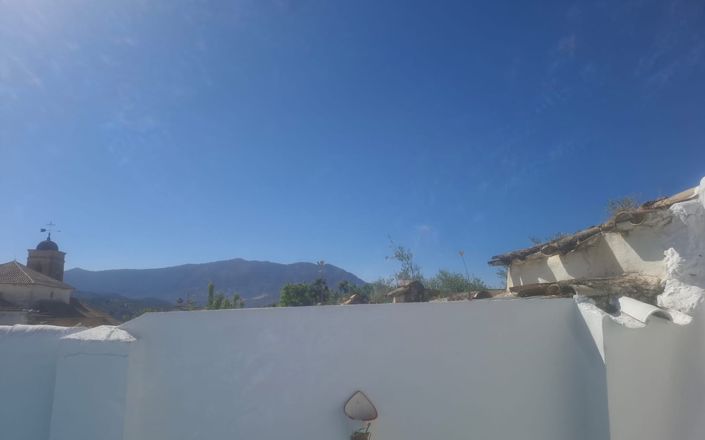 Image No.28-5 Bed House for sale