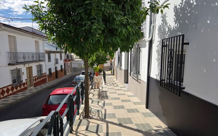 Image No.46-5 Bed House for sale