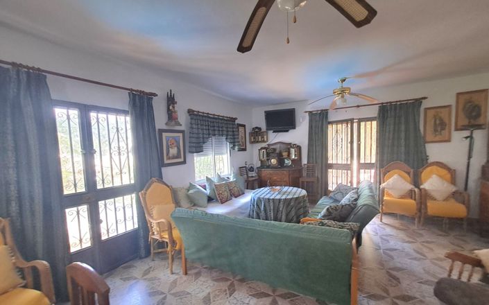 Image No.21-2 Bed House for sale